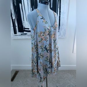 Gorgeous maeve Anthropologie tunic top medium